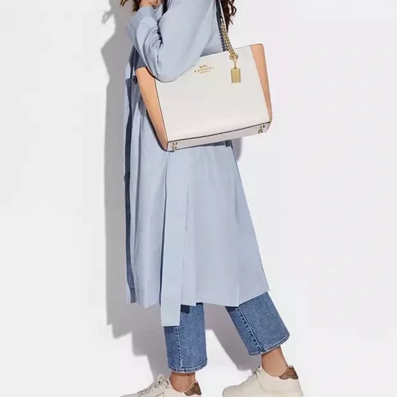 NEW Coach Cammie Chain Tote Bag - Picture 6 of 6